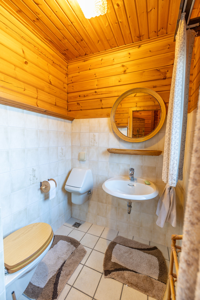 G�ste WC mit Urinal Einfamilienhaus Rheine