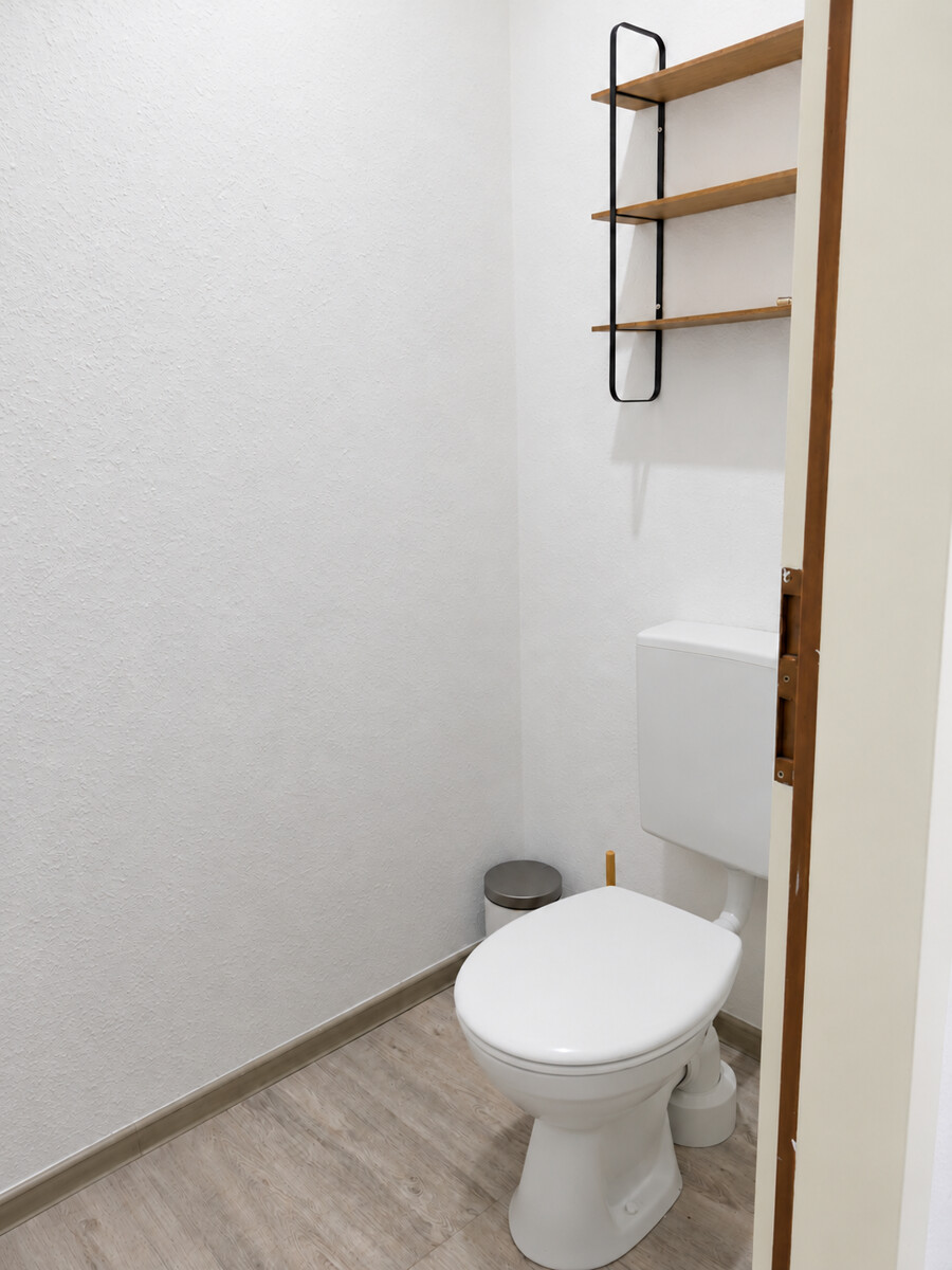 G�ste-WC B�rofl�che Rheine