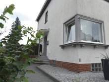 Seitenansicht Altbauflair-Stadtvilla mit gro�z�giger Raumaufteilung in Innenstadtn�he!